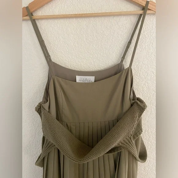 Anthropologie Mare Mare olive green Layered Tank Pleated Maxi Dress - Picture 6 of 6